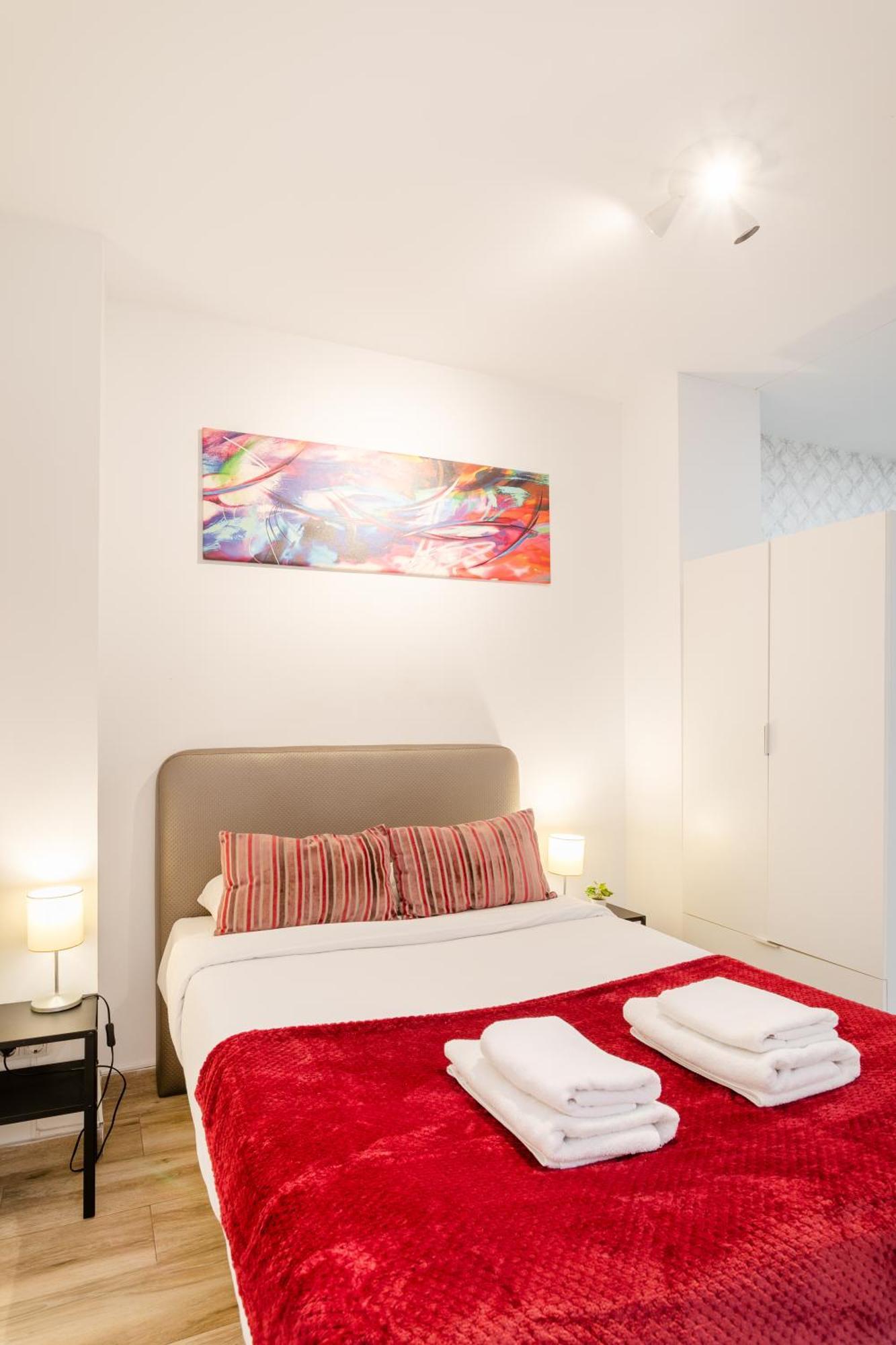 Apartamentos San Leandro, Centro Alicante Eksteriør bilde