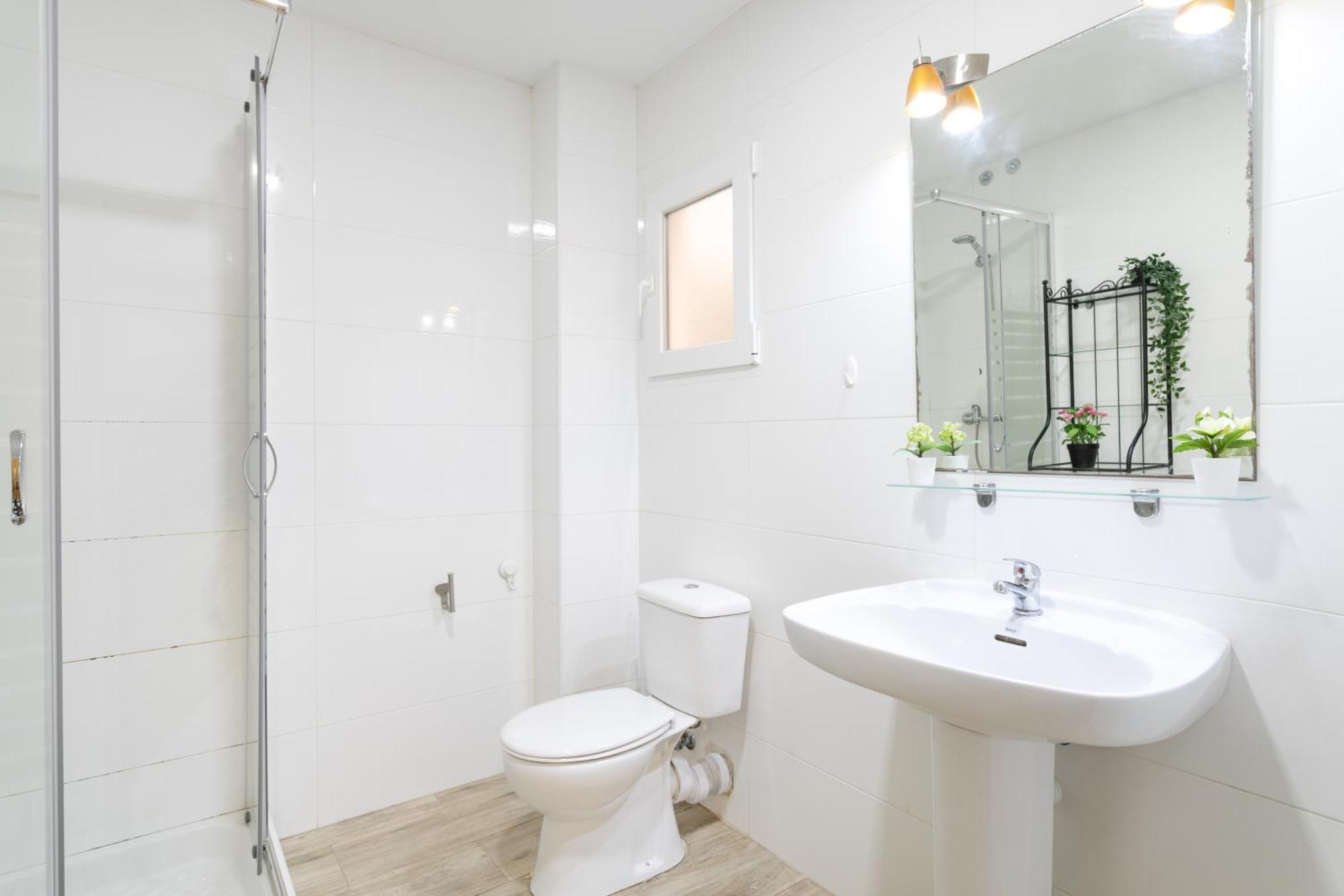 Apartamentos San Leandro, Centro Alicante Eksteriør bilde