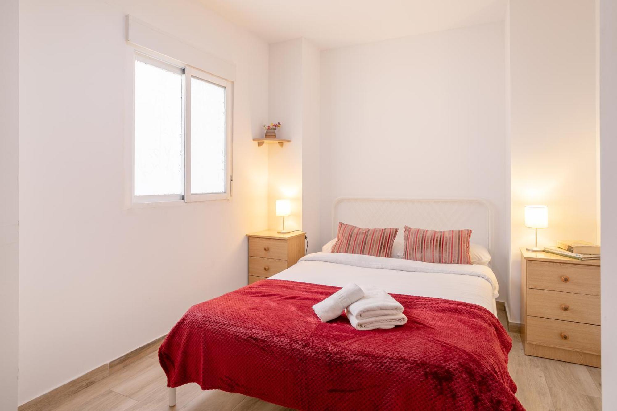 Apartamentos San Leandro, Centro Alicante Eksteriør bilde