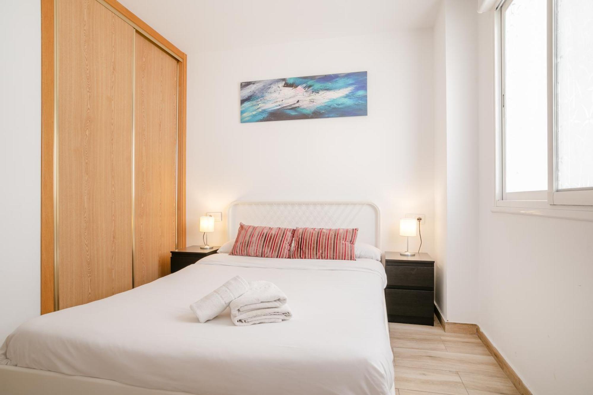 Apartamentos San Leandro, Centro Alicante Eksteriør bilde